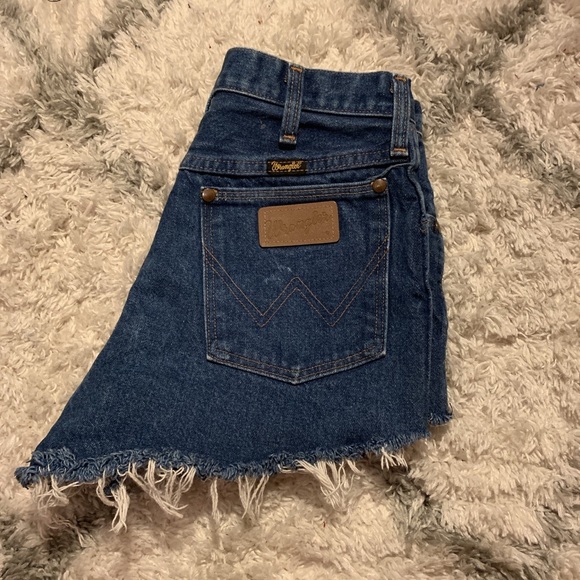 Wrangler Blue Jean Shorts - Picture 1 of 4